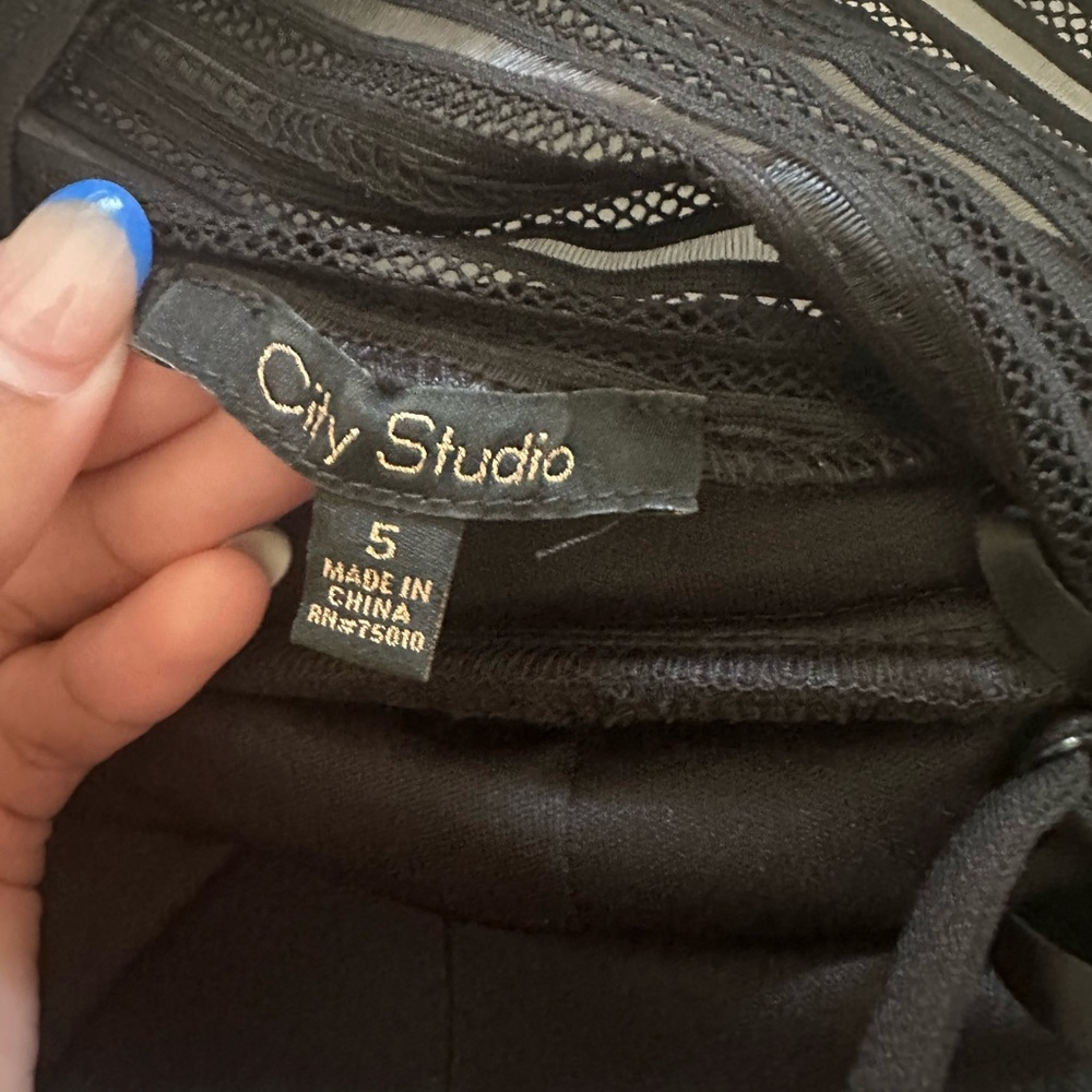 BLACK DRESS - Picture 4 of 4